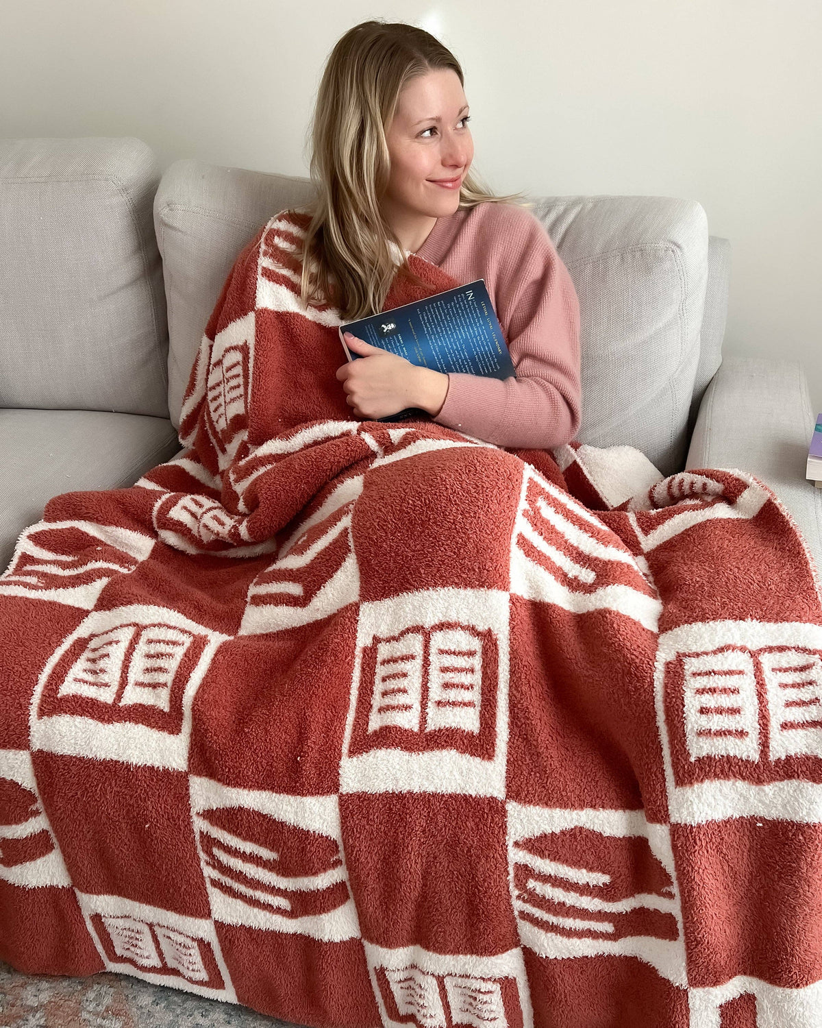 The Bookish Blanket