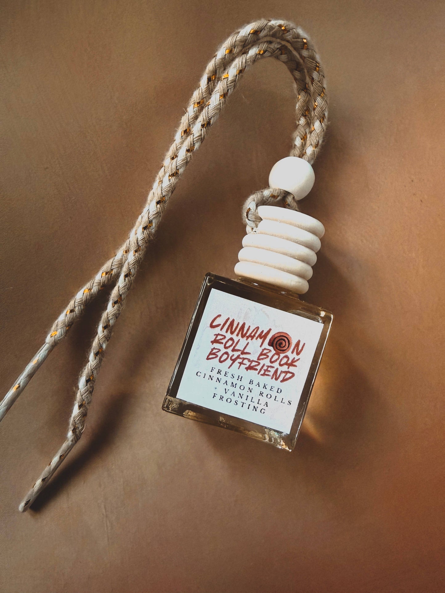 AIR FRESHENER | Cinnamon Roll Book Boyfriend (5 ml)