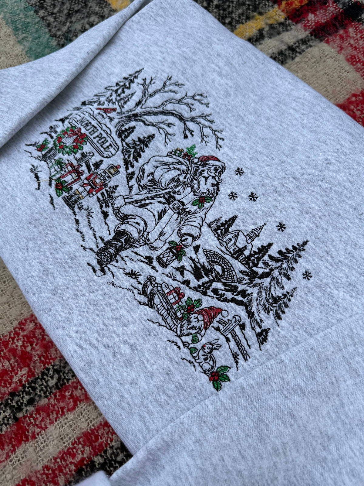 Vintage Christmas | Embroidered Sweatshirt