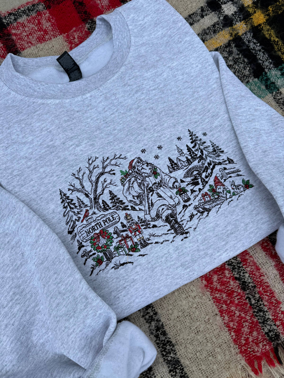 Vintage Christmas | Embroidered Sweatshirt