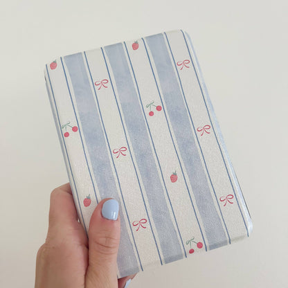 Berries & Bows Kindle Case