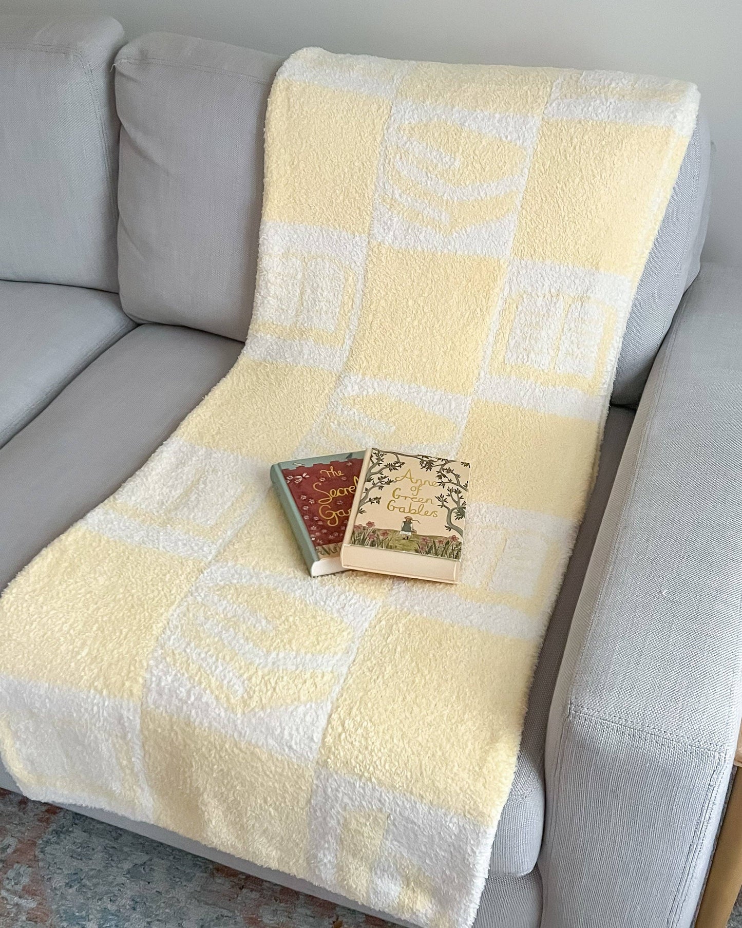 The Bookish Blanket